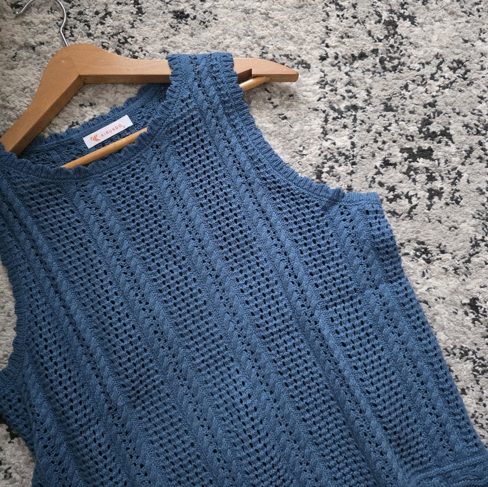 Crochet Sleeveless Top Womens Size S Blue Kirundo EUC